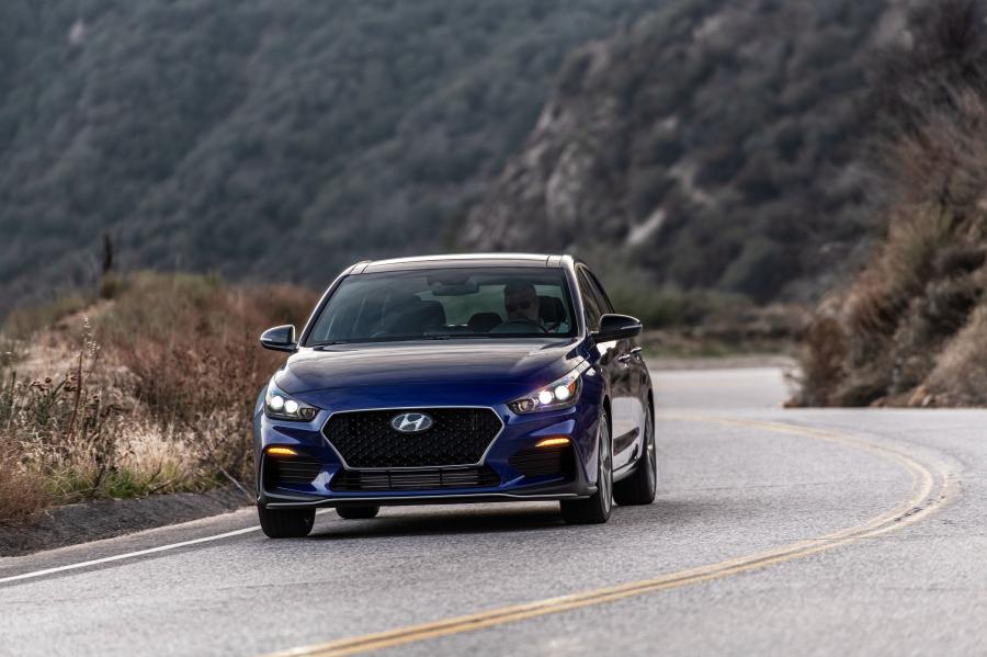  Hyundai Elantra GT N Line (PD) 2019 года  (фото 9 из 40)